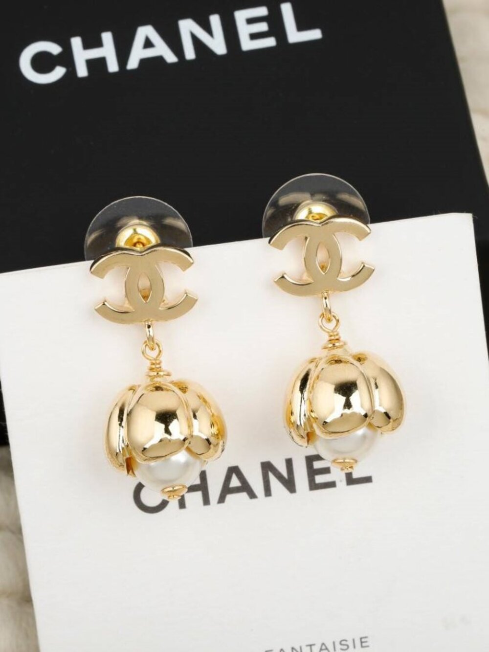 Chanel Double C Lily of the Valley Pearl Earrings ✨